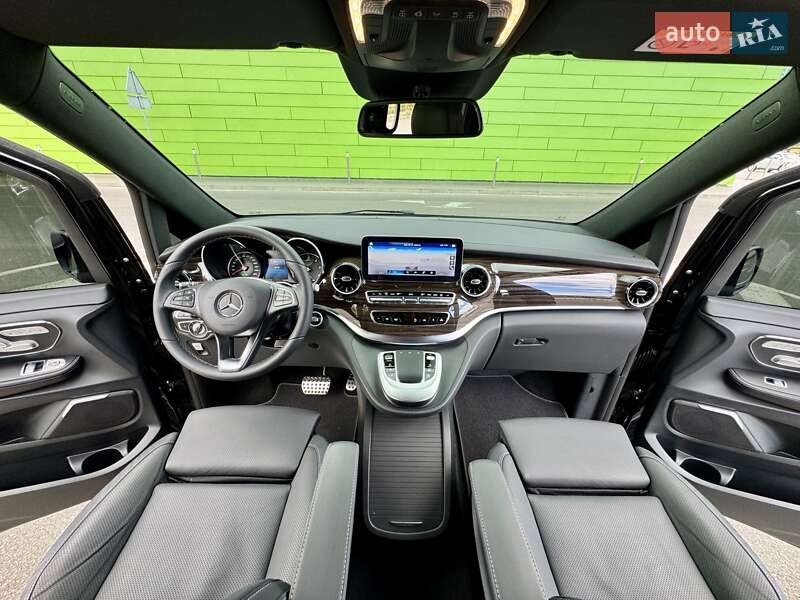 Минивэн Mercedes-Benz V-Class 2023 в Киеве фото 53 Минивэн Mercedes-Benz V-Class 2023 в Киеве