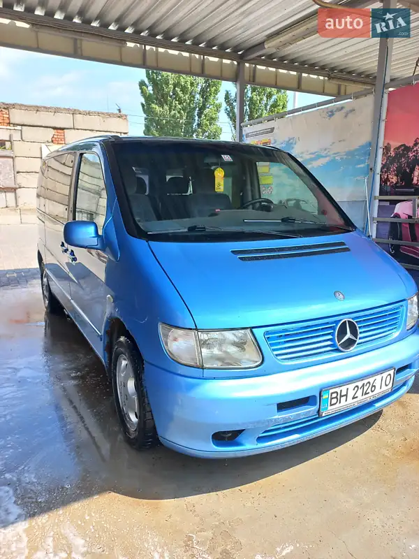Mercedes-Benz V-Class