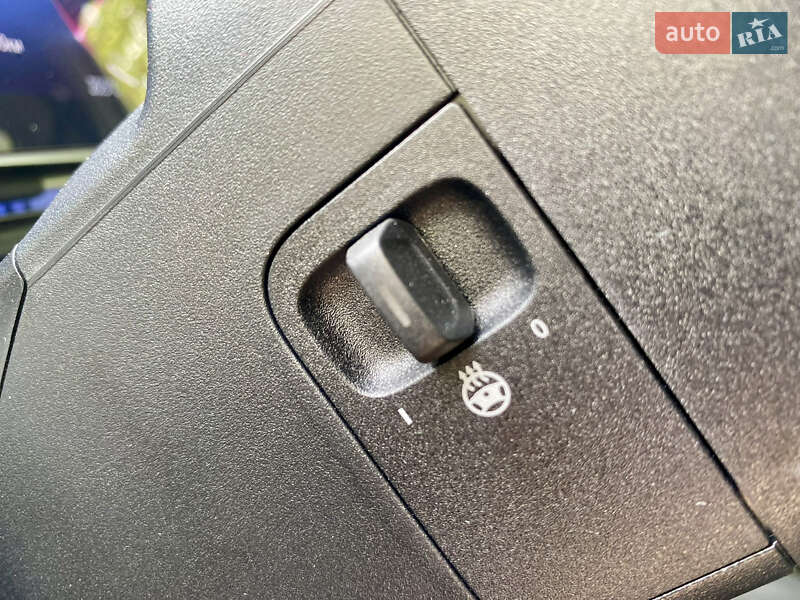 Мінівен Mercedes-Benz V-Class 2024 в Кривому Розі фото 29 Мінівен Mercedes-Benz V-Class 2024 в Кривому Розі