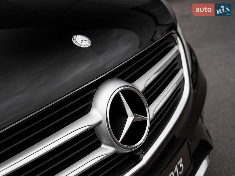 Минивэн Mercedes-Benz V-Class 2016 в Киеве фото 15 Минивэн Mercedes-Benz V-Class 2016 в Киеве