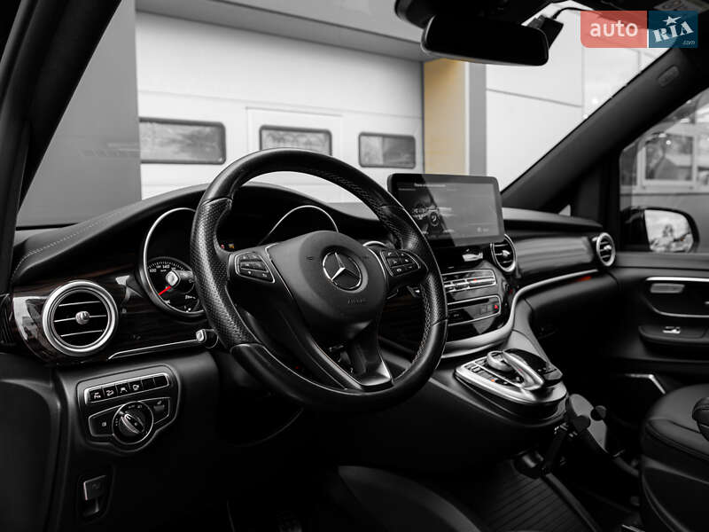 Минивэн Mercedes-Benz V-Class 2016 в Киеве фото 33 Минивэн Mercedes-Benz V-Class 2016 в Киеве