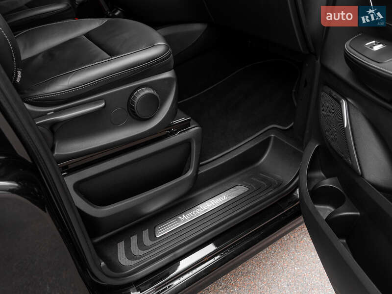 Минивэн Mercedes-Benz V-Class 2016 в Киеве фото 62 Минивэн Mercedes-Benz V-Class 2016 в Киеве
