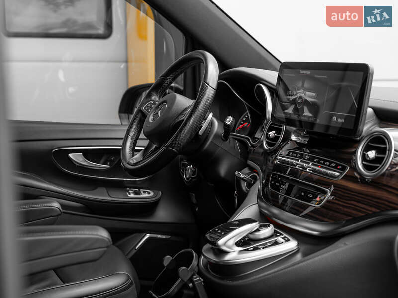 Минивэн Mercedes-Benz V-Class 2016 в Киеве фото 68 Минивэн Mercedes-Benz V-Class 2016 в Киеве