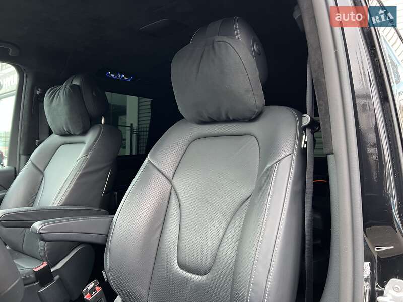 Минивэн Mercedes-Benz V-Class 2024 в Киеве