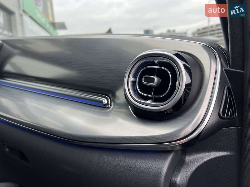 Минивэн Mercedes-Benz V-Class 2024 в Киеве