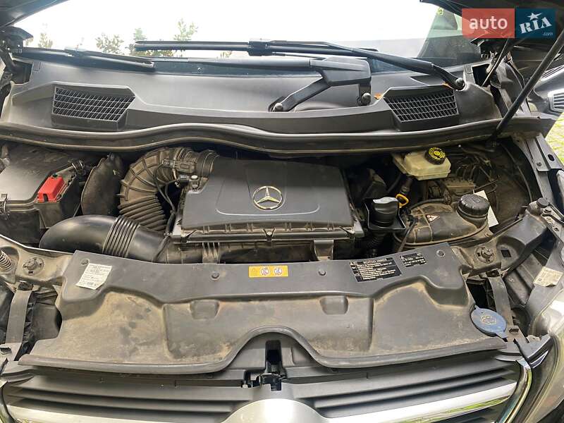Мінівен Mercedes-Benz V-Class 2015 в Києві фото 8 Мінівен Mercedes-Benz V-Class 2015 в Києві