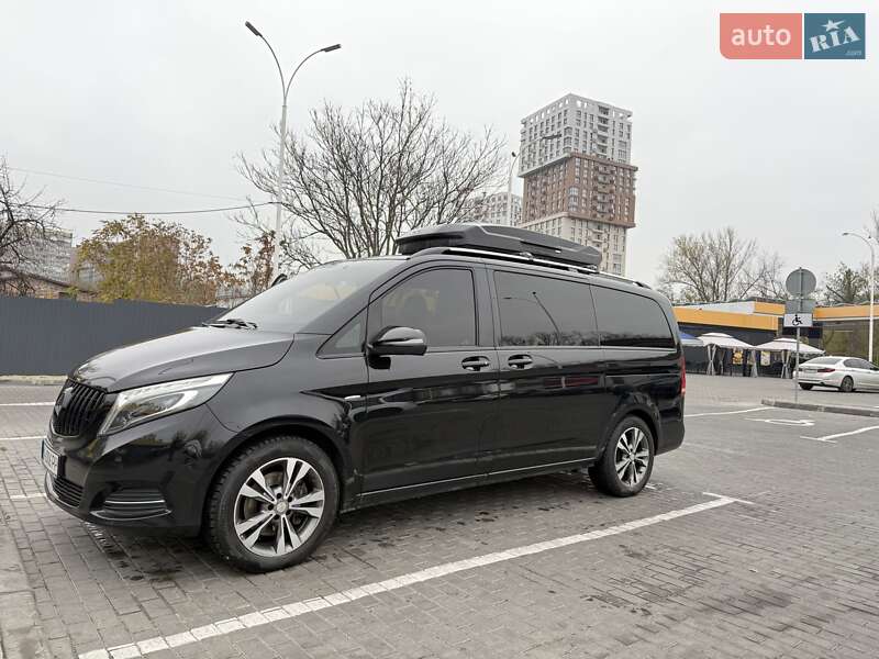 Мінівен Mercedes-Benz V-Class 2017 в Дніпрі фото 5 Мінівен Mercedes-Benz V-Class 2017 в Дніпрі