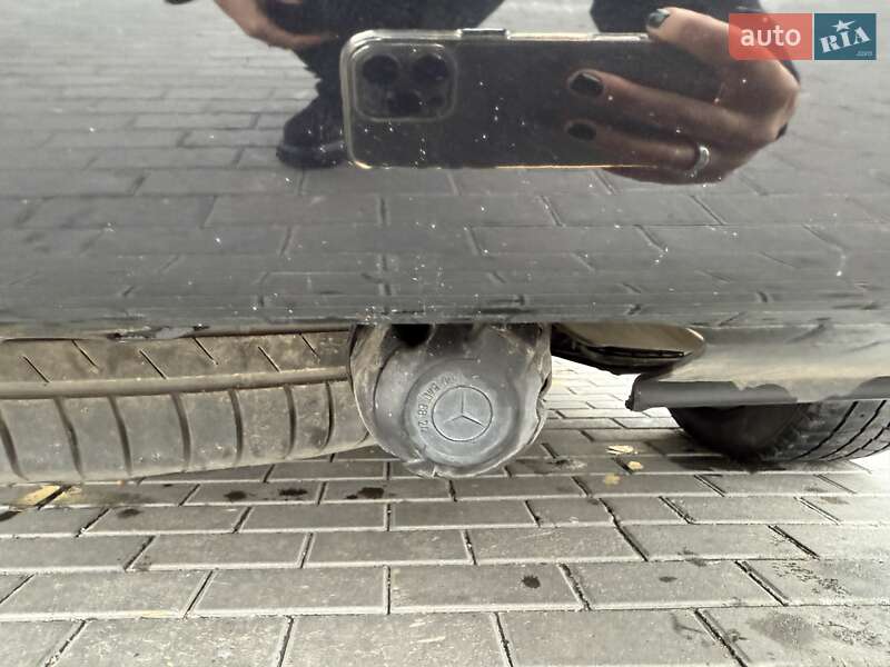 Мінівен Mercedes-Benz V-Class 2017 в Дніпрі фото 10 Мінівен Mercedes-Benz V-Class 2017 в Дніпрі