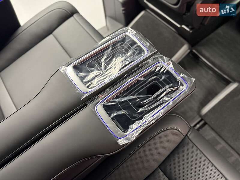 Мінівен Mercedes-Benz V-Class 2025 в Києві фото 57 Мінівен Mercedes-Benz V-Class 2025 в Києві