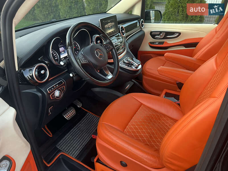 Мінівен Mercedes-Benz V-Class 2015 в Києві фото 14 Мінівен Mercedes-Benz V-Class 2015 в Києві