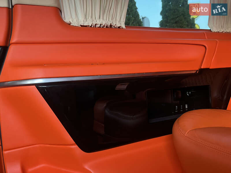 Мінівен Mercedes-Benz V-Class 2015 в Києві фото 32 Мінівен Mercedes-Benz V-Class 2015 в Києві