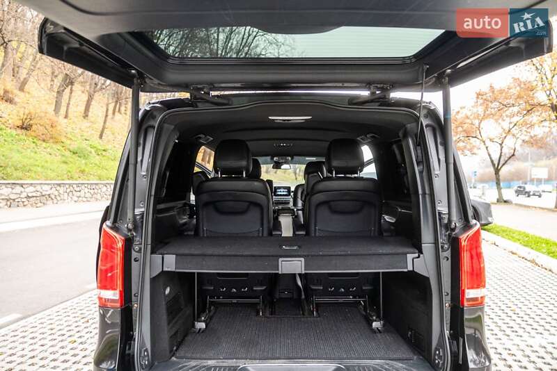 Минивэн Mercedes-Benz V-Class 2015 в Киеве