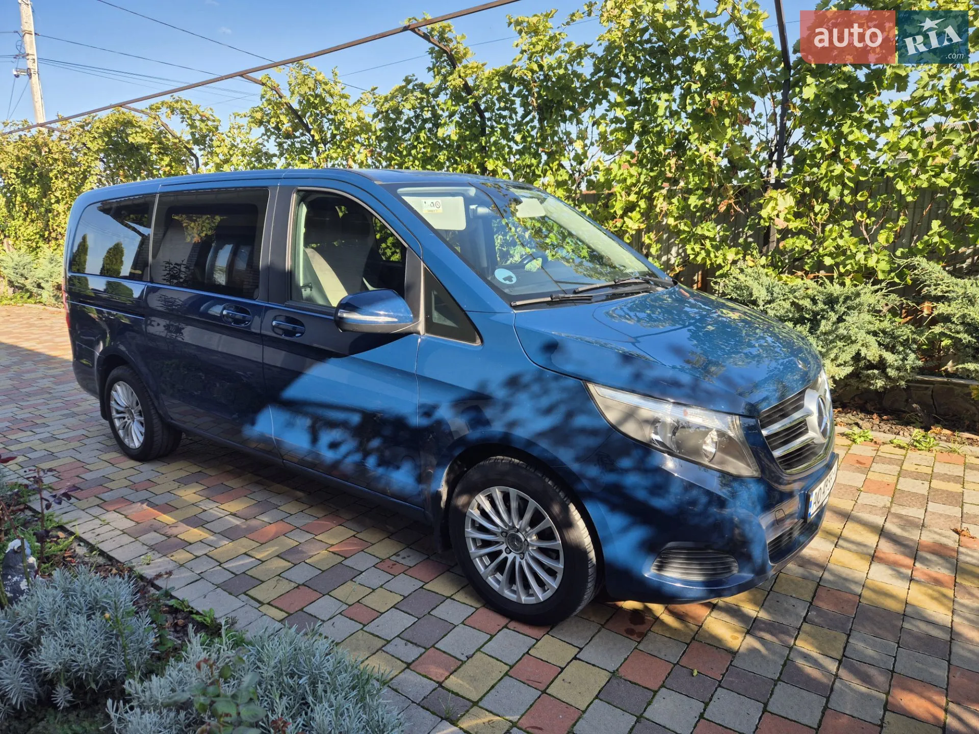 2016 Mercedes-Benz V-klasse - фото 1