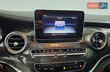 Минивэн Mercedes-Benz V-Class 2022 в Киеве