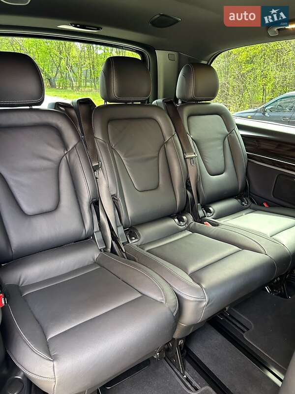 Мінівен Mercedes-Benz V-Class 2022 в Києві