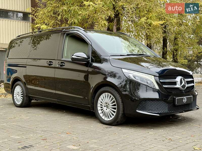 Мінівен Mercedes-Benz V-Class 2020 в Дніпрі