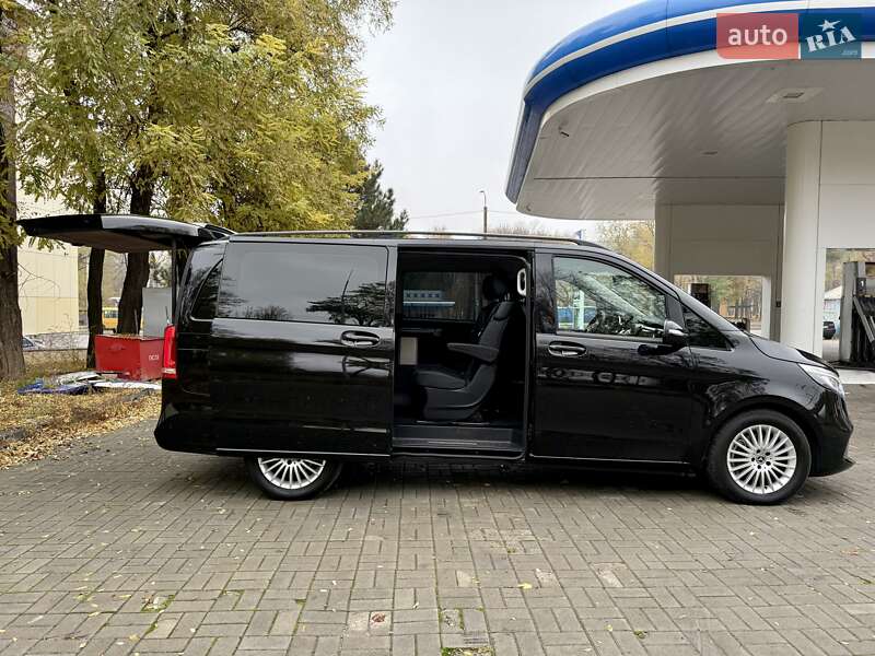 Мінівен Mercedes-Benz V-Class 2020 в Дніпрі