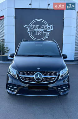 Мінівен Mercedes-Benz V-Class 2021 в Києві