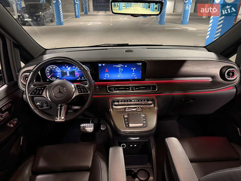Мінівен Mercedes-Benz V-Class 2024 в Києві фото 11 Мінівен Mercedes-Benz V-Class 2024 в Києві