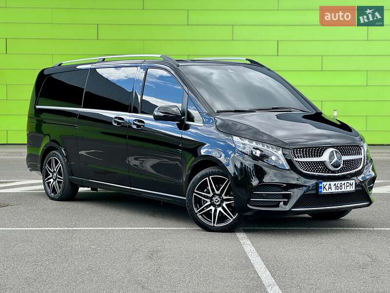 Минивэн Mercedes-Benz V-Class 2023 в Киеве