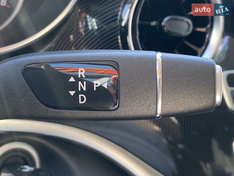 Мінівен Mercedes-Benz V-Class 2023 в Києві