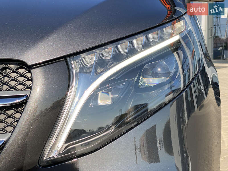 Мінівен Mercedes-Benz V-Class 2023 в Києві