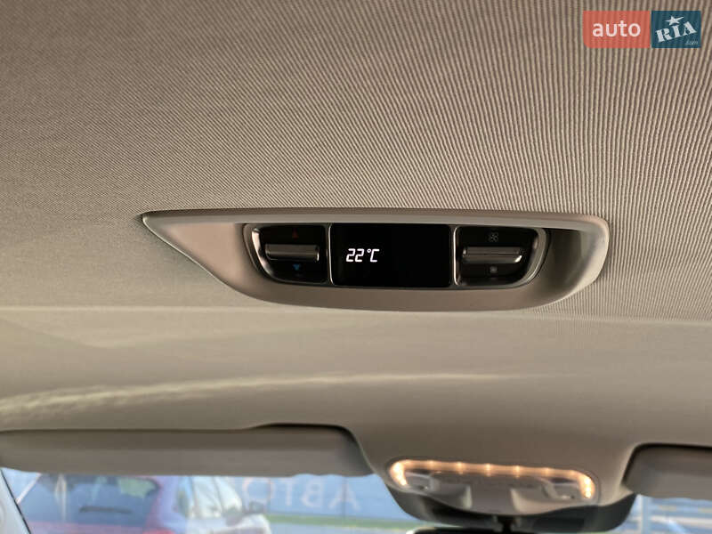 Мінівен Mercedes-Benz V-Class 2023 в Києві