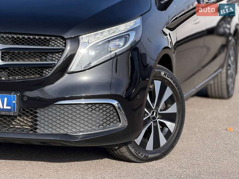 Минивэн Mercedes-Benz V-Class 2021 в Кривом Роге