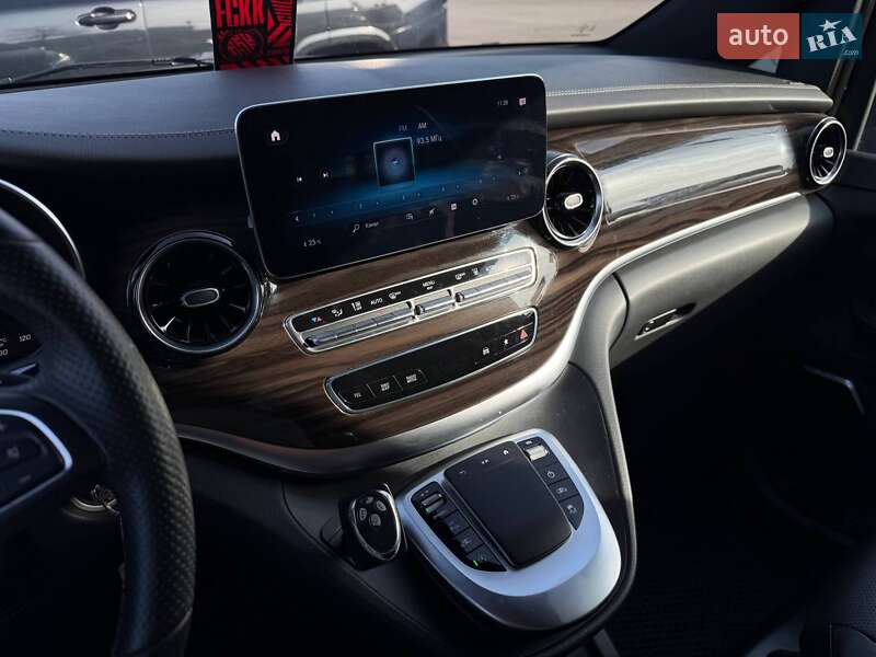 Минивэн Mercedes-Benz V-Class 2021 в Кривом Роге