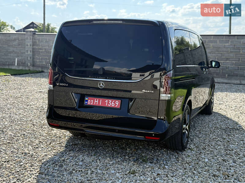 Мінівен Mercedes-Benz V-Class 2022 в Коломиї