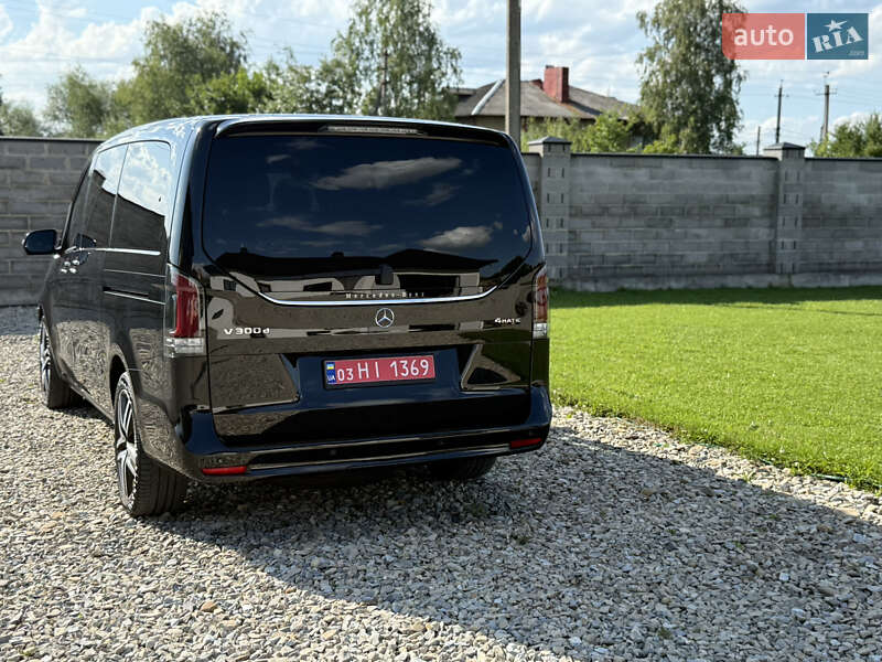 Мінівен Mercedes-Benz V-Class 2022 в Коломиї