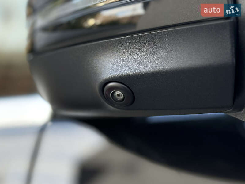 Мінівен Mercedes-Benz V-Class 2025 в Києві