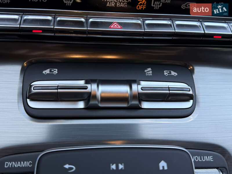 Мінівен Mercedes-Benz V-Class 2025 в Києві