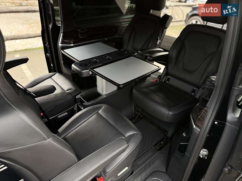 Мінівен Mercedes-Benz V-Class 2020 в Одесі