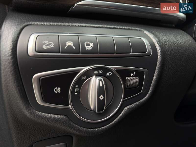 Мінівен Mercedes-Benz V-Class 2020 в Одесі