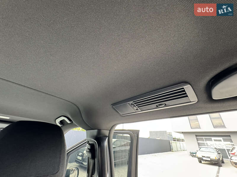 Минивэн Mercedes-Benz V-Class 2016 в Мукачево фото 57 Минивэн Mercedes-Benz V-Class 2016 в Мукачево