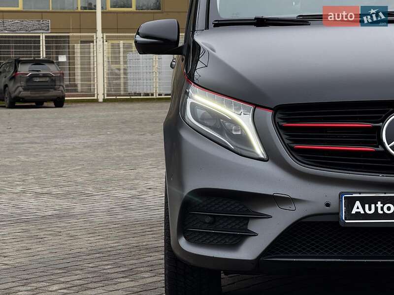 Минивэн Mercedes-Benz V-Class 2017 в Харькове