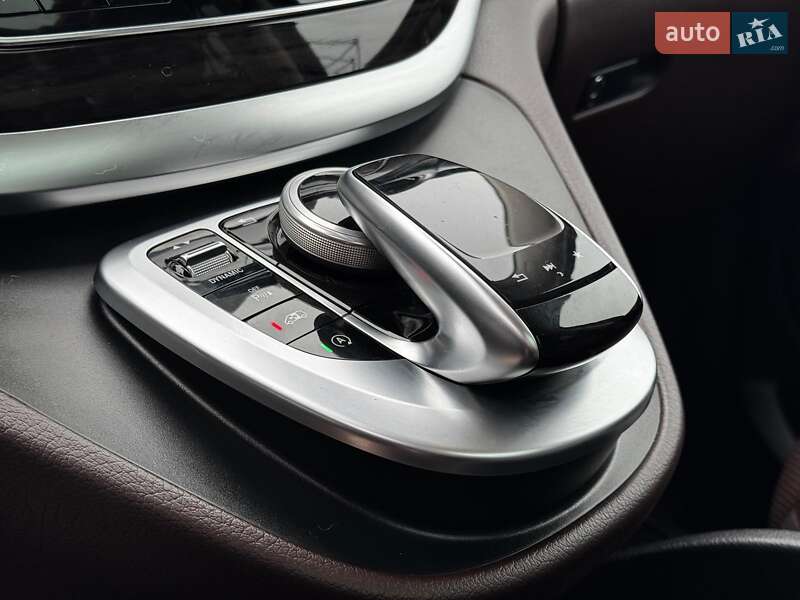 Минивэн Mercedes-Benz V-Class 2017 в Харькове