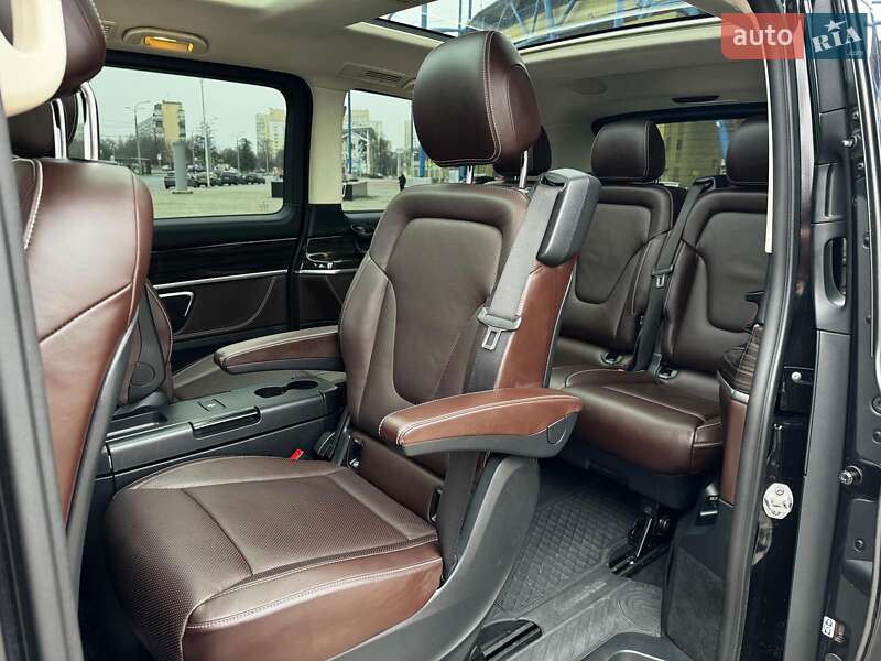 Минивэн Mercedes-Benz V-Class 2017 в Харькове