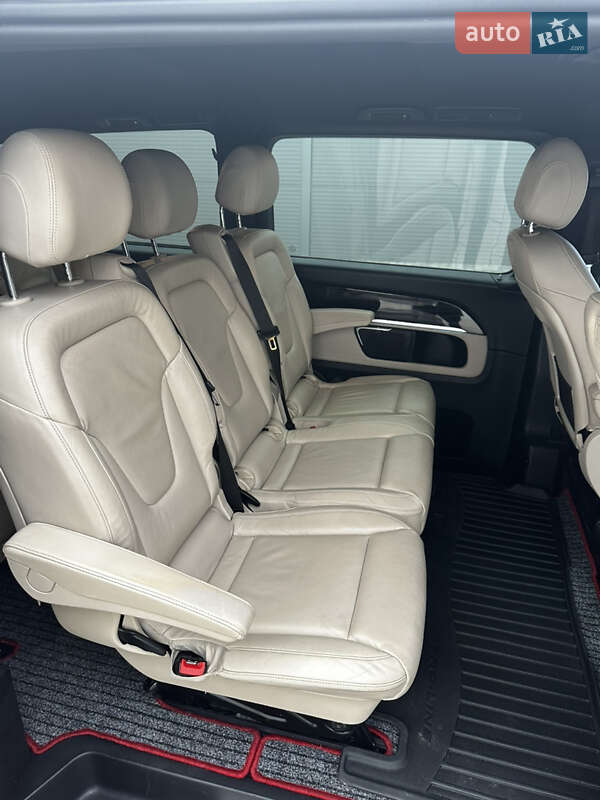 Минивэн Mercedes-Benz V-Class 2016 в Ивано-Франковске фото 29 Минивэн Mercedes-Benz V-Class 2016 в Ивано-Франковске