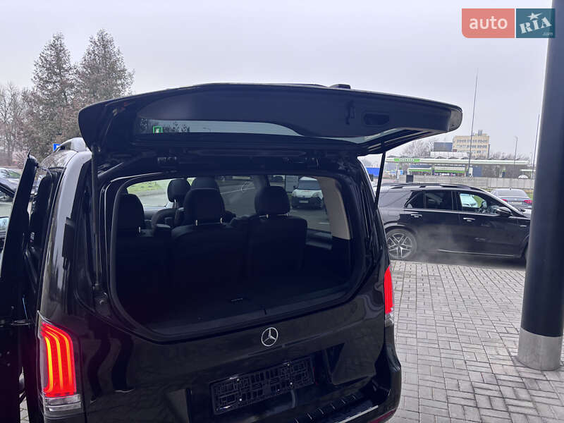 Минивэн Mercedes-Benz V-Class 2024 в Львове фото 29 Минивэн Mercedes-Benz V-Class 2024 в Львове