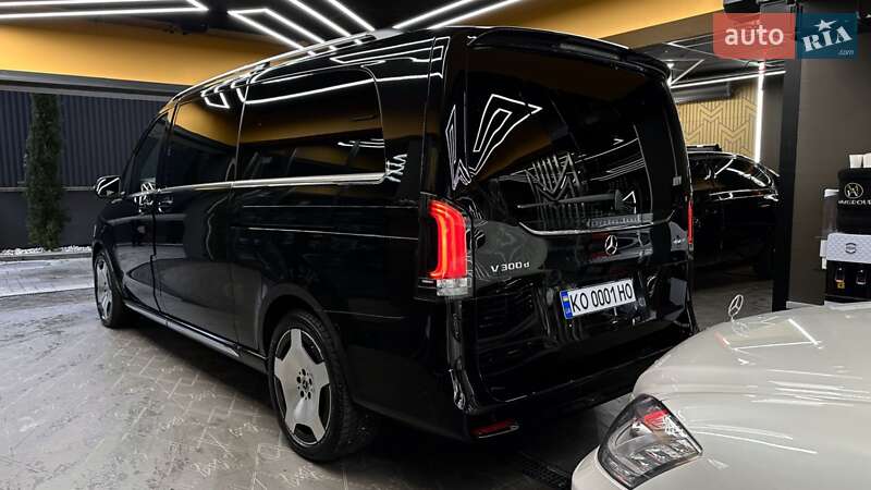 Мінівен Mercedes-Benz V-Class 2025 в Ужгороді