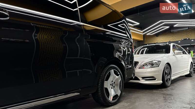 Мінівен Mercedes-Benz V-Class 2025 в Ужгороді