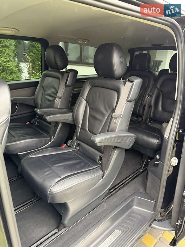 Минивэн Mercedes-Benz V-Class 2016 в Ровно