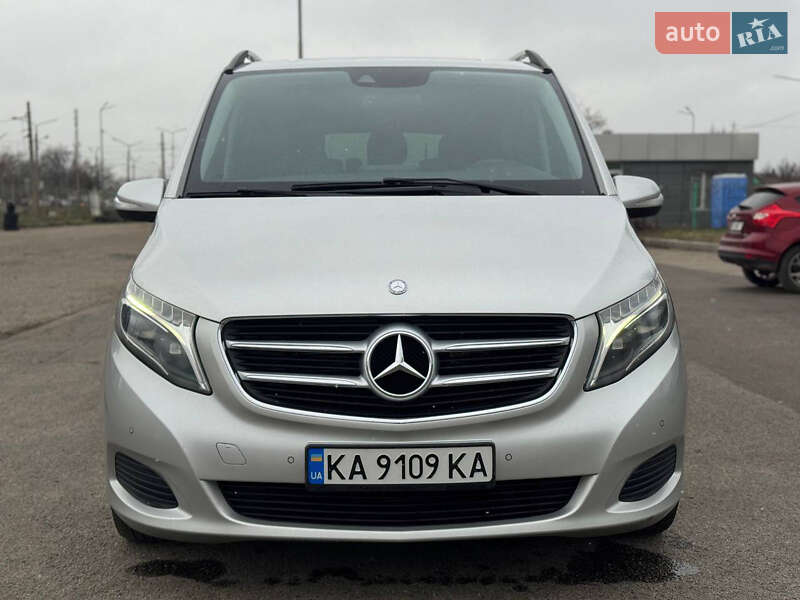 Мінівен Mercedes-Benz V-Class 2016 в Харкові