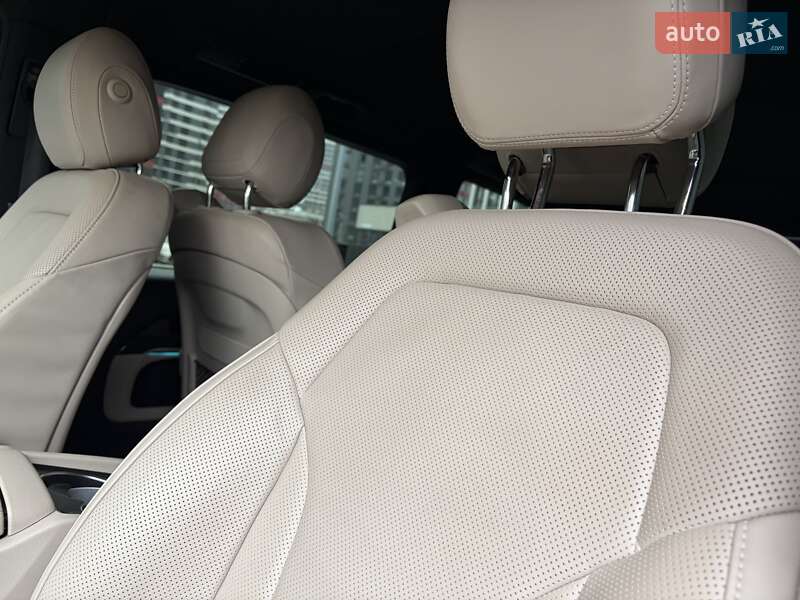 Минивэн Mercedes-Benz V-Class 2018 в Киеве фото 74 Минивэн Mercedes-Benz V-Class 2018 в Киеве