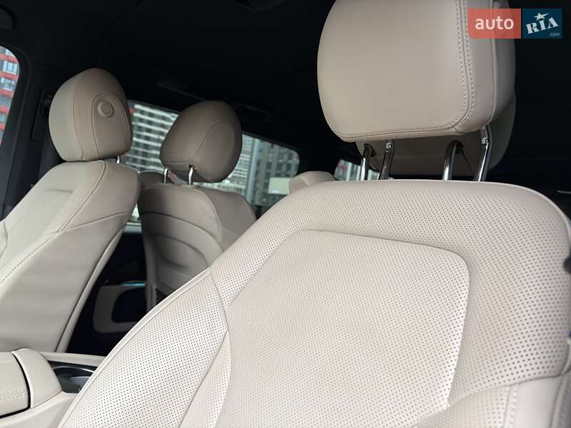 Минивэн Mercedes-Benz V-Class 2018 в Киеве фото 75 Минивэн Mercedes-Benz V-Class 2018 в Киеве