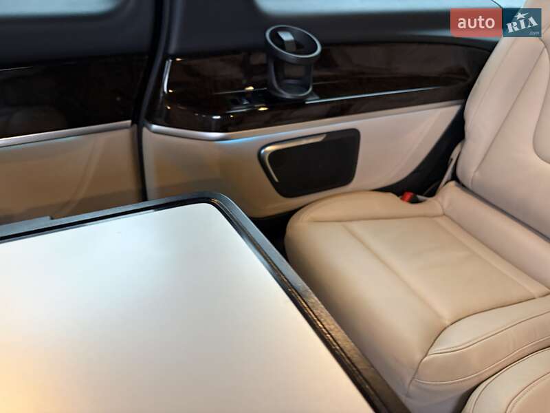 Минивэн Mercedes-Benz V-Class 2018 в Киеве фото 80 Минивэн Mercedes-Benz V-Class 2018 в Киеве