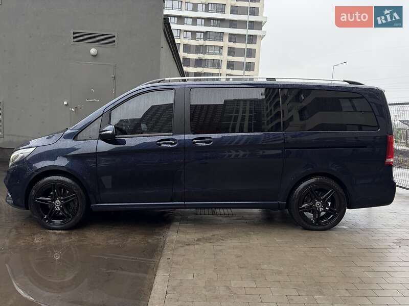 Минивэн Mercedes-Benz V-Class 2018 в Киеве фото 151 Минивэн Mercedes-Benz V-Class 2018 в Киеве