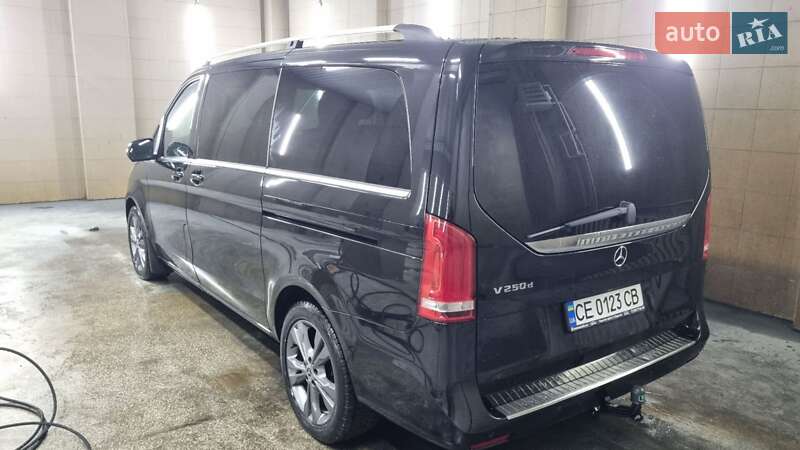 Минивэн Mercedes-Benz V-Class 2017 в Черновцах
